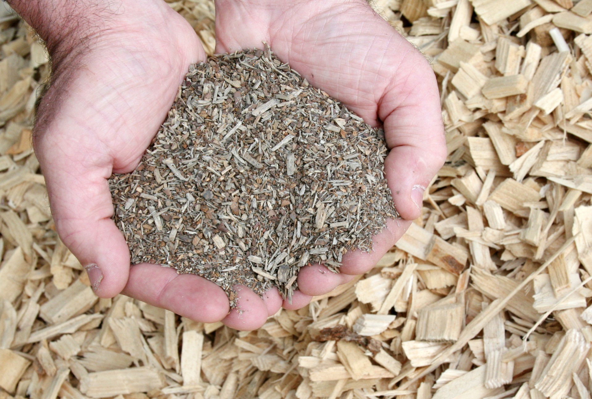 Fines fraction with wood chip