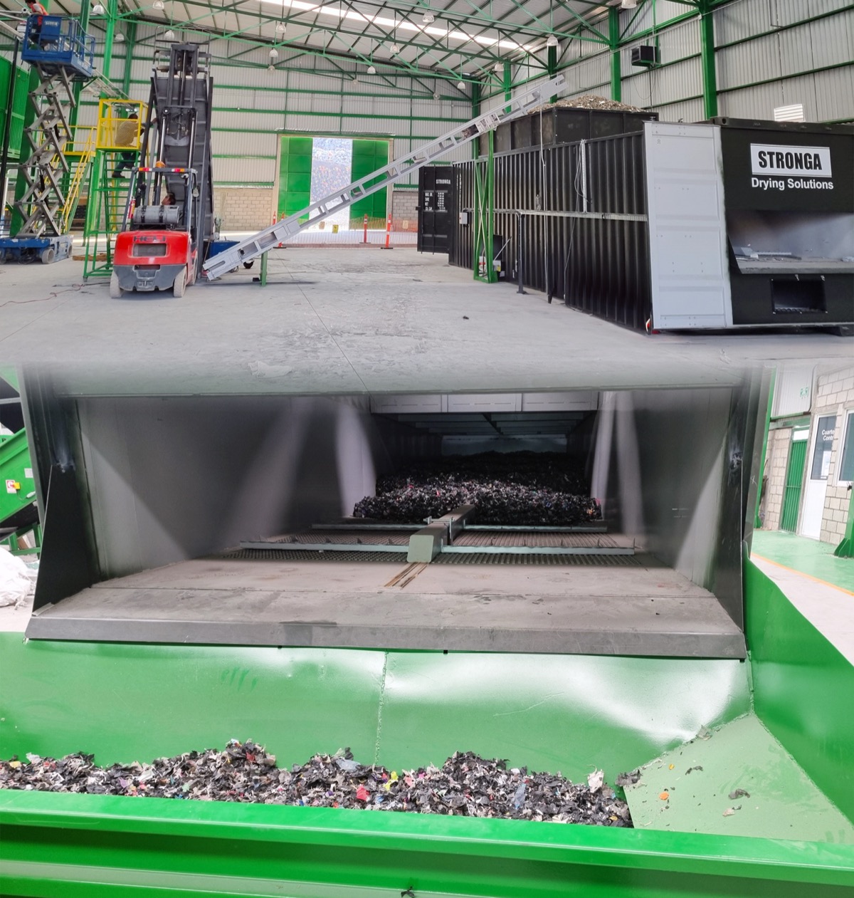 FlowDrya equipment drying sorted clean plastic fraction at commercial-scale plastic pyrolysis MRF plant in Mexico City