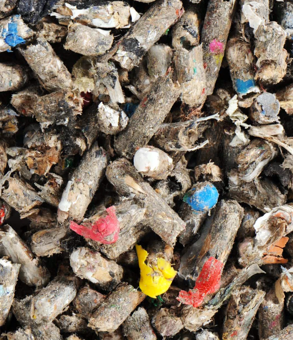 SRF pellets produced from dried Solid Recovered Fuel for cement production