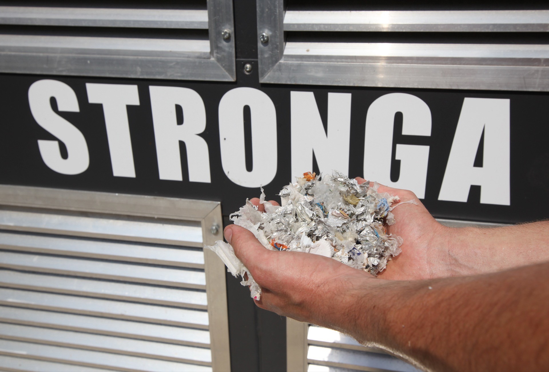 Shredded plastic packaging waste to be dried